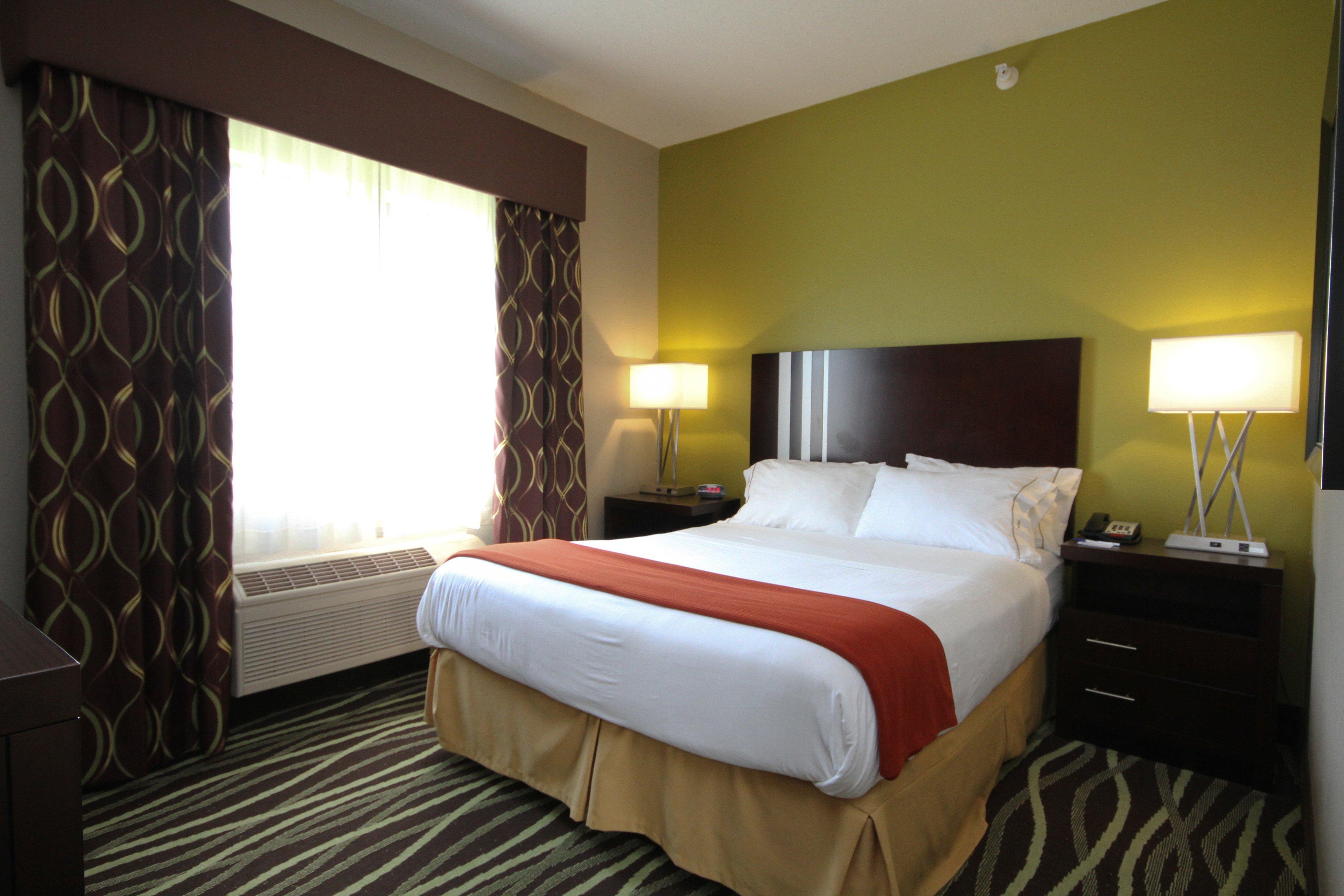 Holiday Inn Express Marshall, An Ihg Hotel Экстерьер фото