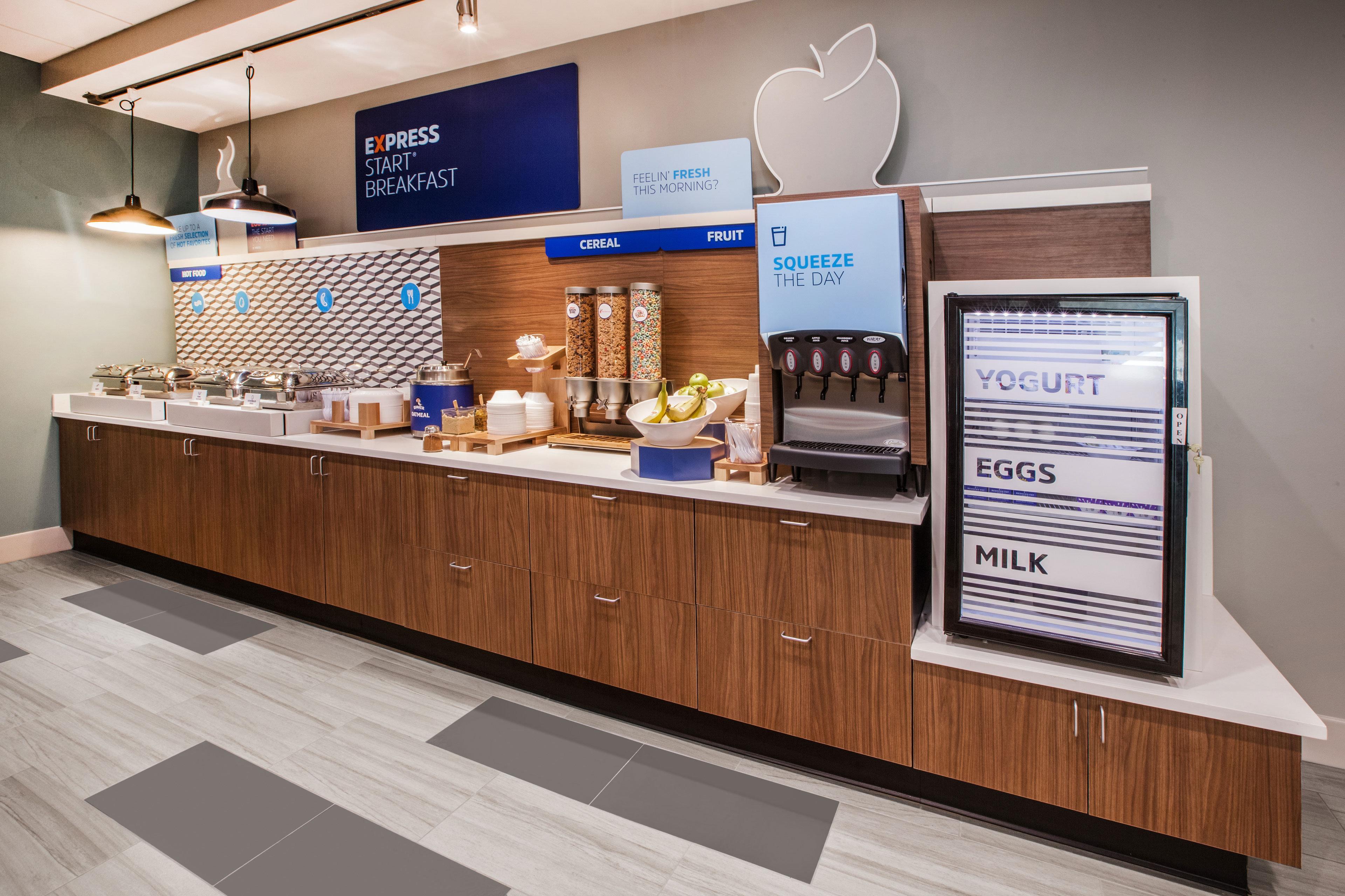 Holiday Inn Express Marshall, An Ihg Hotel Экстерьер фото