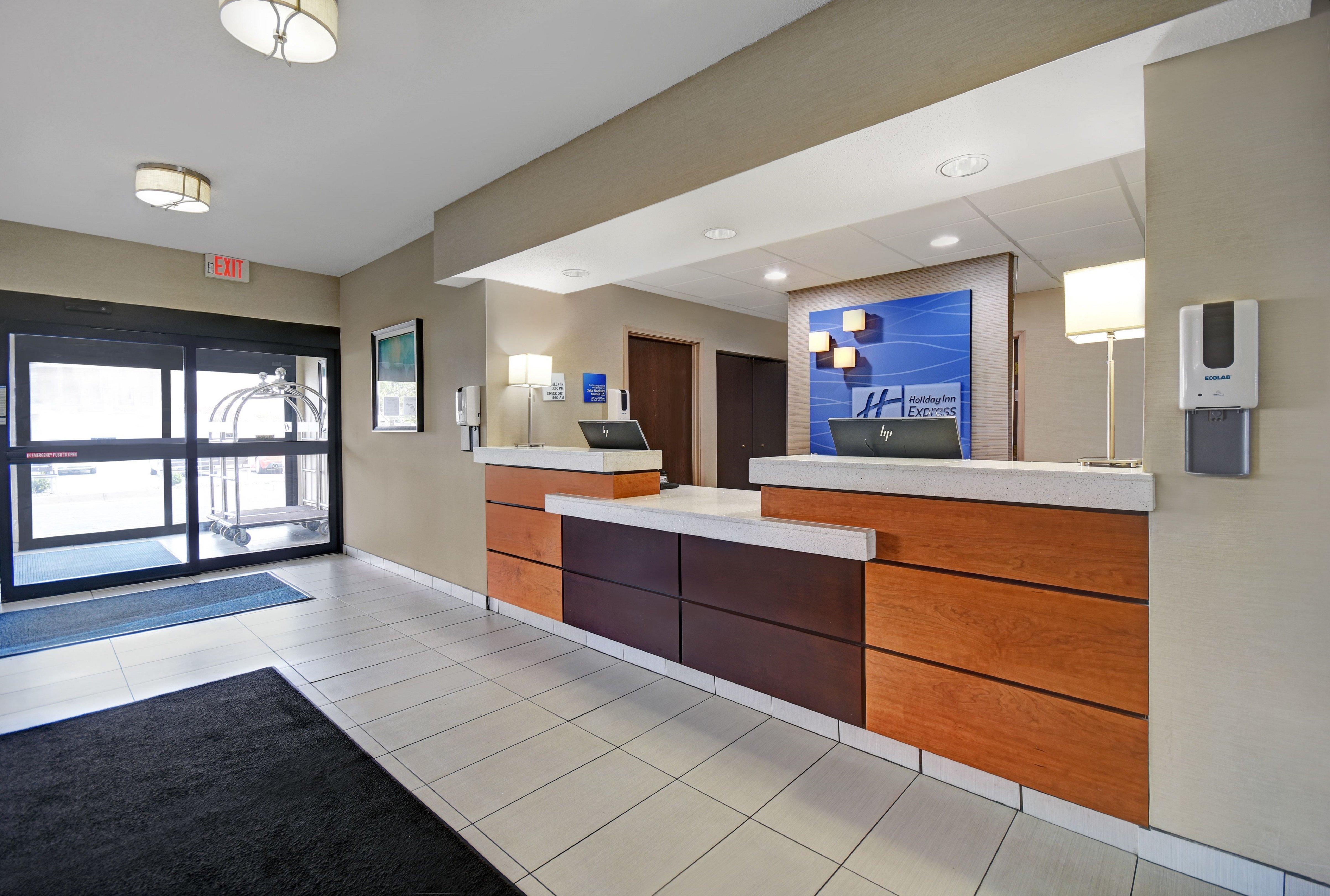 Holiday Inn Express Marshall, An Ihg Hotel Экстерьер фото