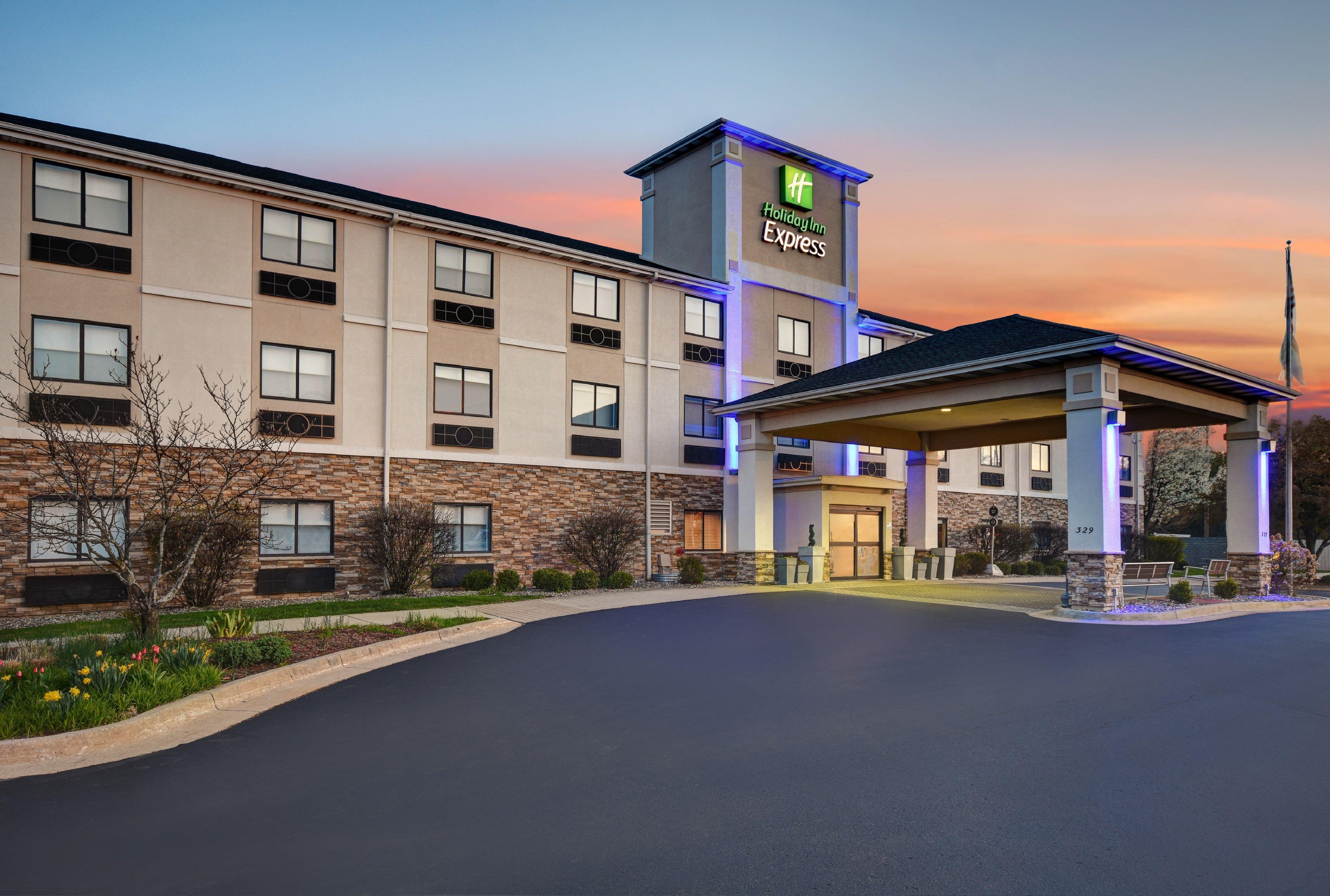Holiday Inn Express Marshall, An Ihg Hotel Экстерьер фото